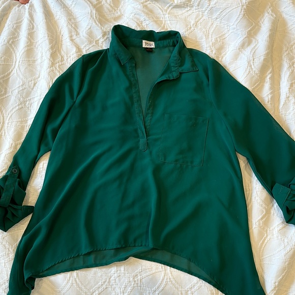 Tobi Tops - Deep green blouse size small